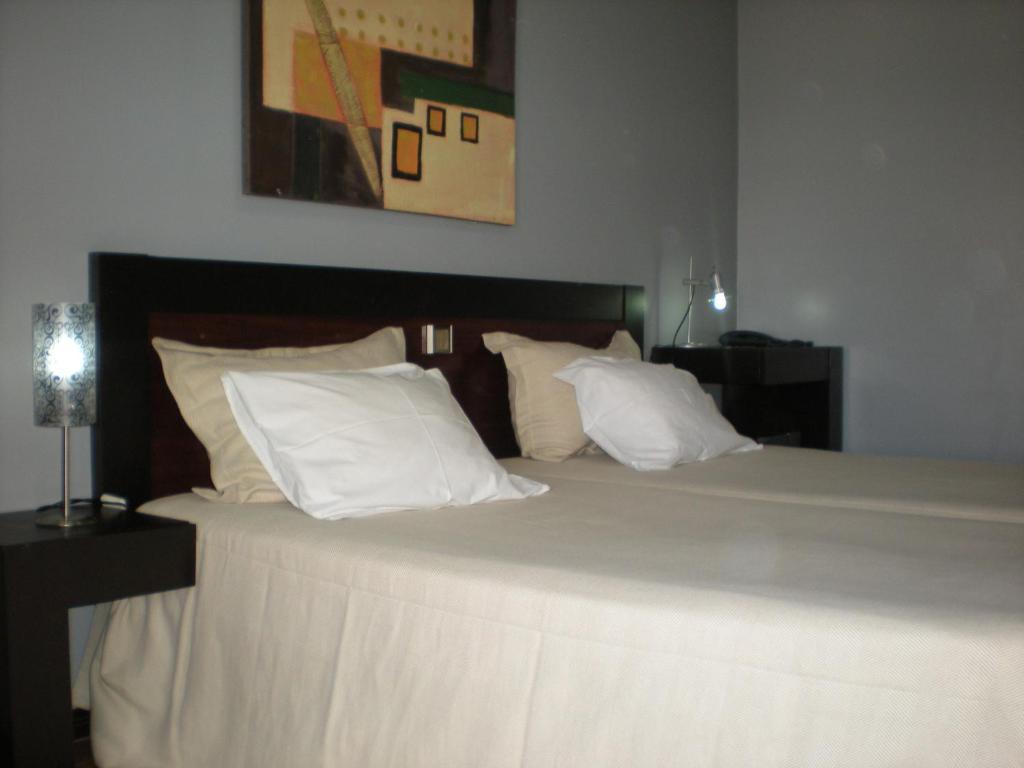 Hotel Dom Joao IV Guimarães Exteriör bild